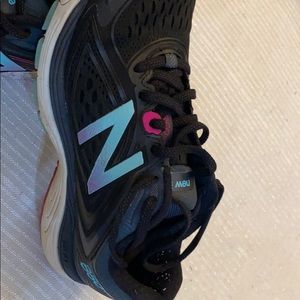 Women’s sneakers-new balance 860